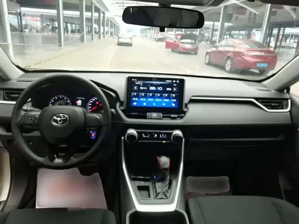Toyota Wildlander 2023 из CN, фото 2