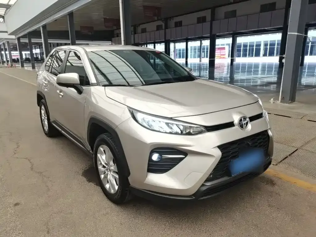Toyota Wildlander 2023 из CN, фото 3
