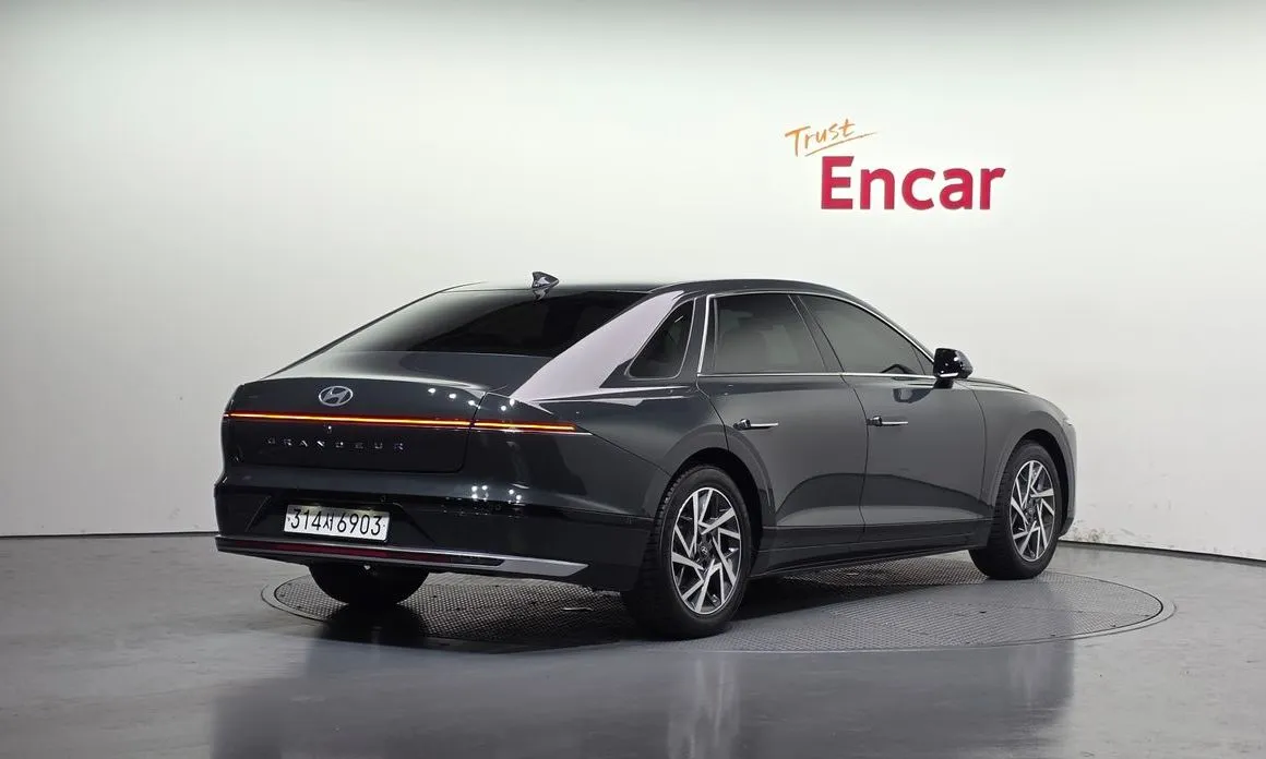 Hyundai Grandeur 2023 из KR, фото 8
