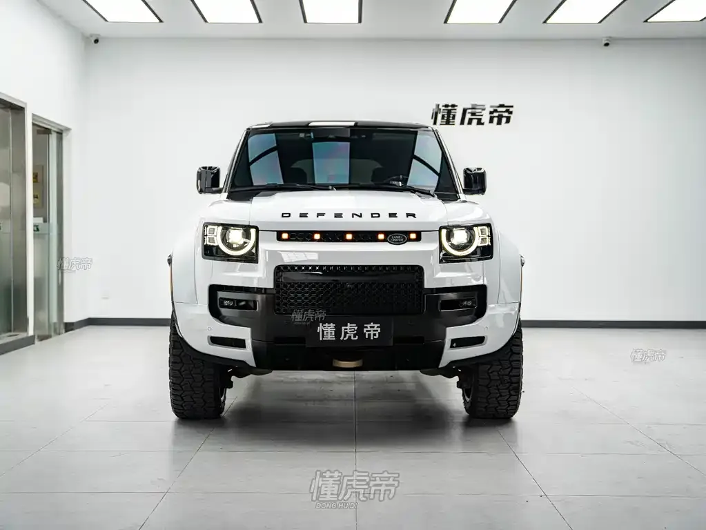 Land Rover Defender — фото 2