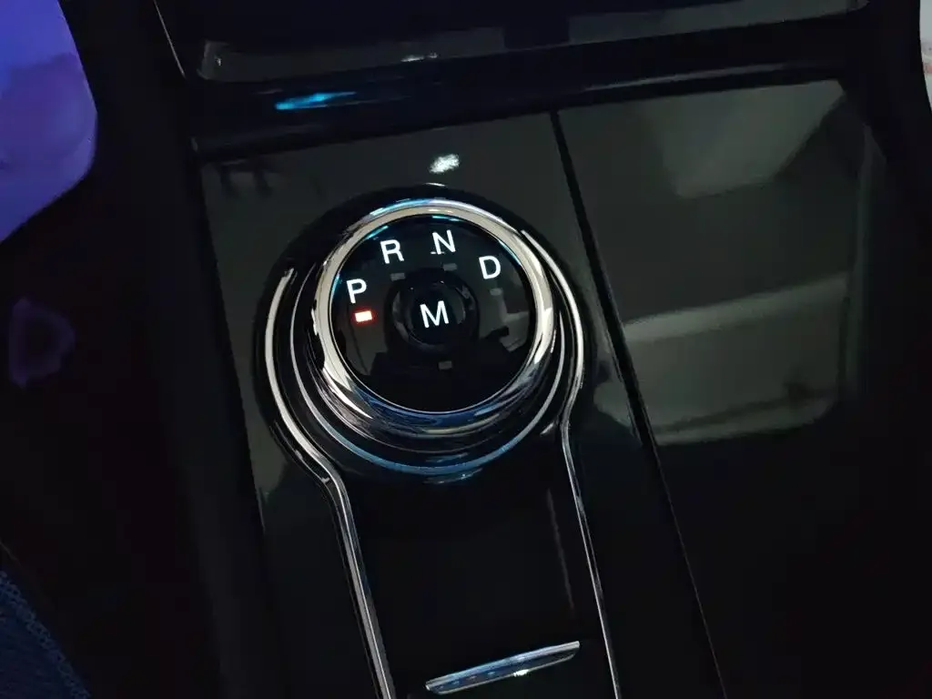 Ford Taurus 2021 из CN, фото 6