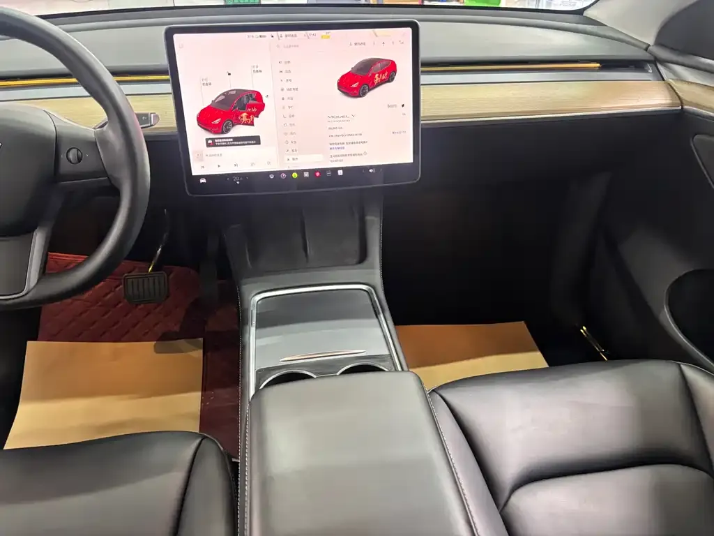 Tesla Model Y — фото 5