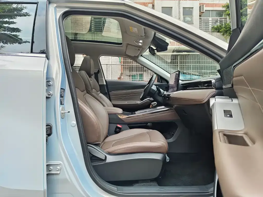 GAC Motor Trumpchi GS4 — фото 4