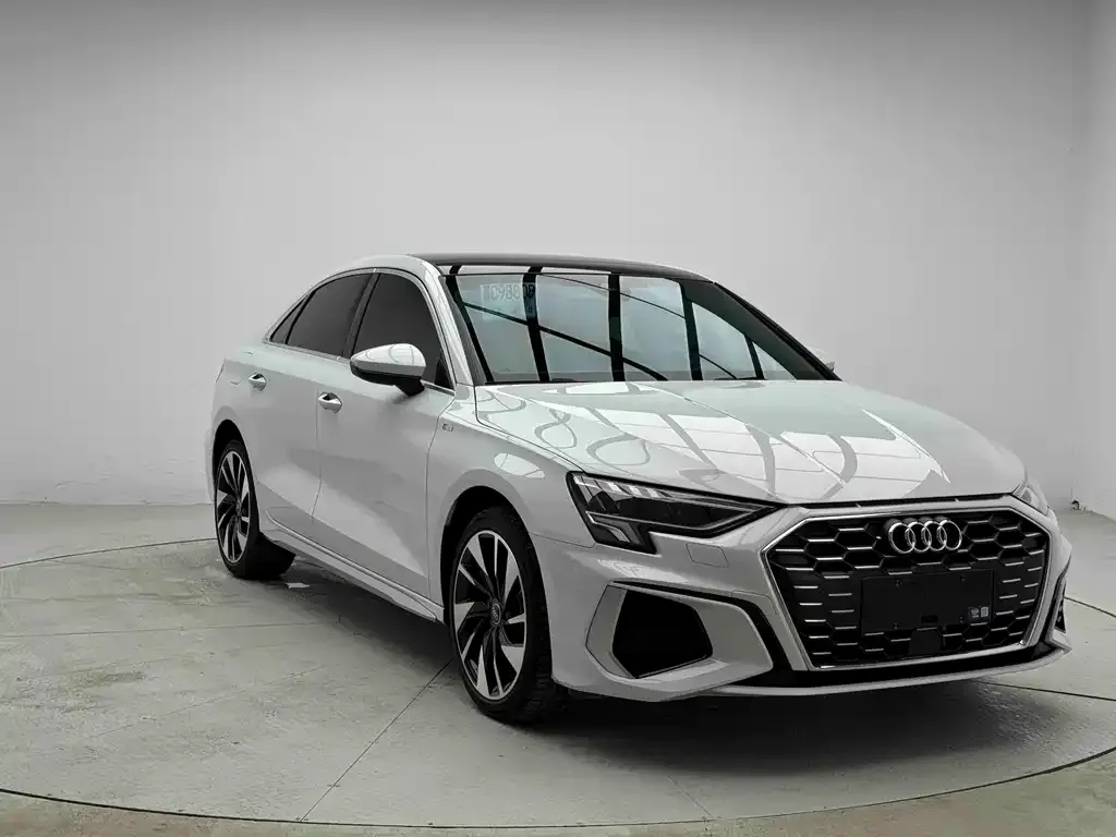 Audi A3 — фото 3