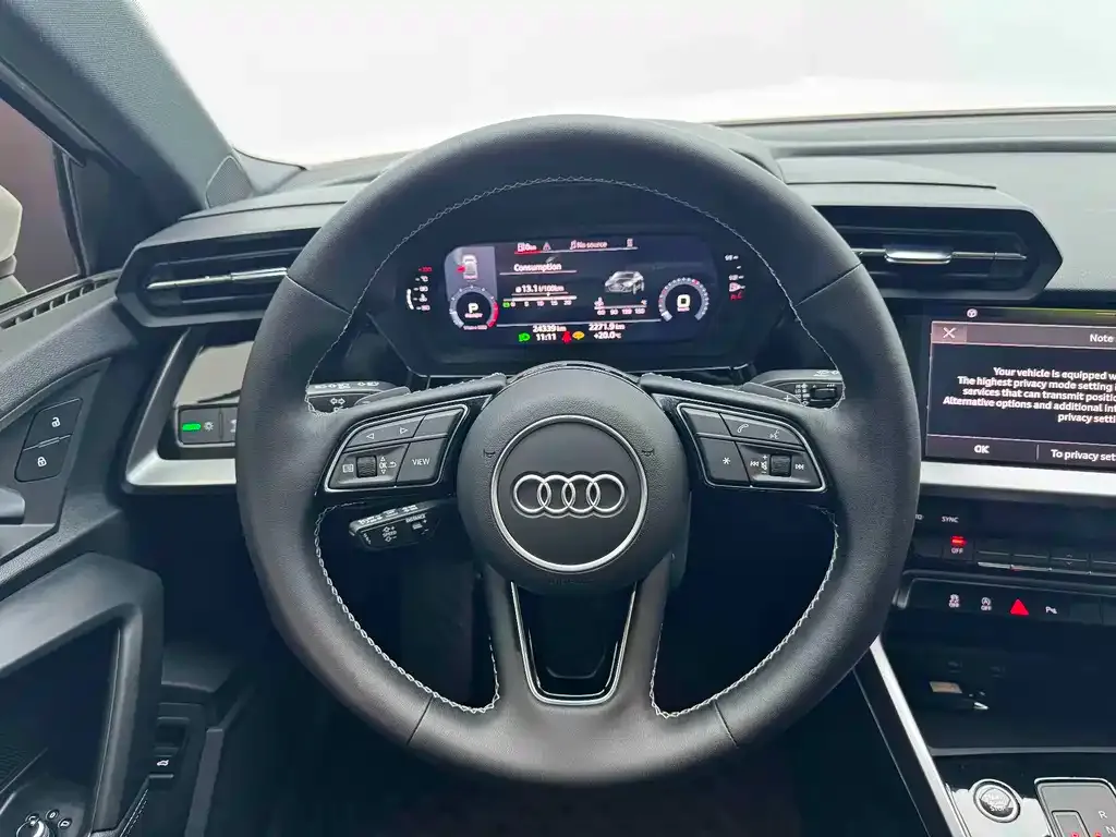 Audi A3 — фото 8