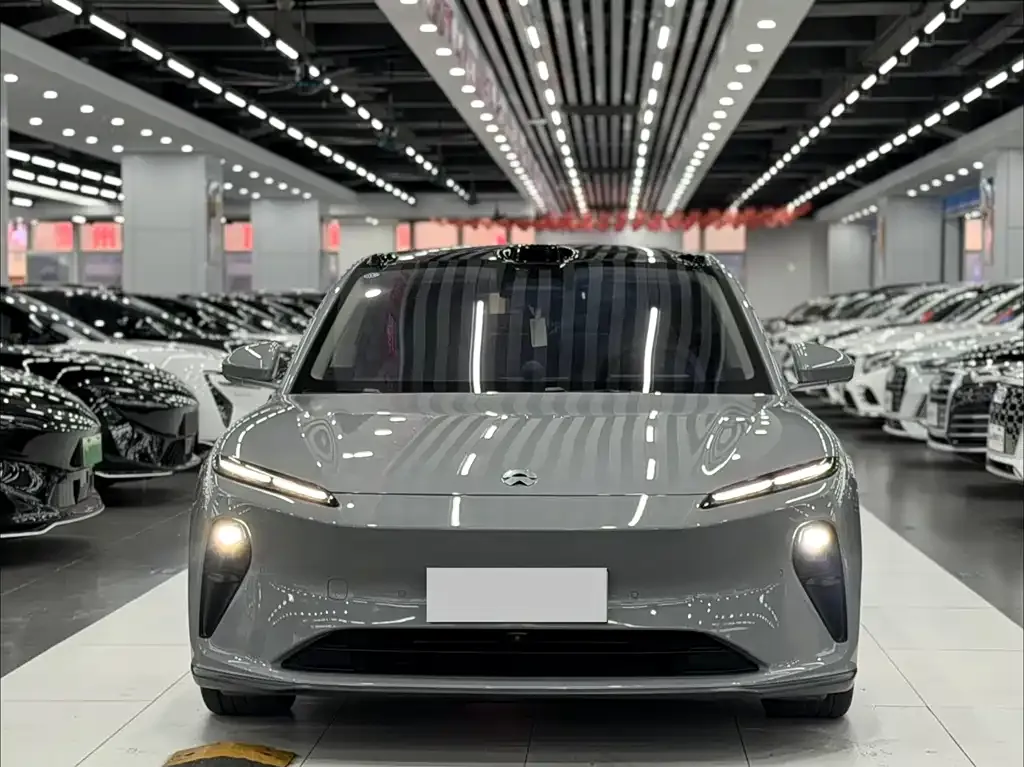 NIO ET5 — фото 6