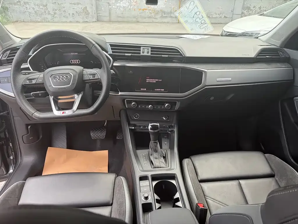 Audi Q3 Sportback — фото 7