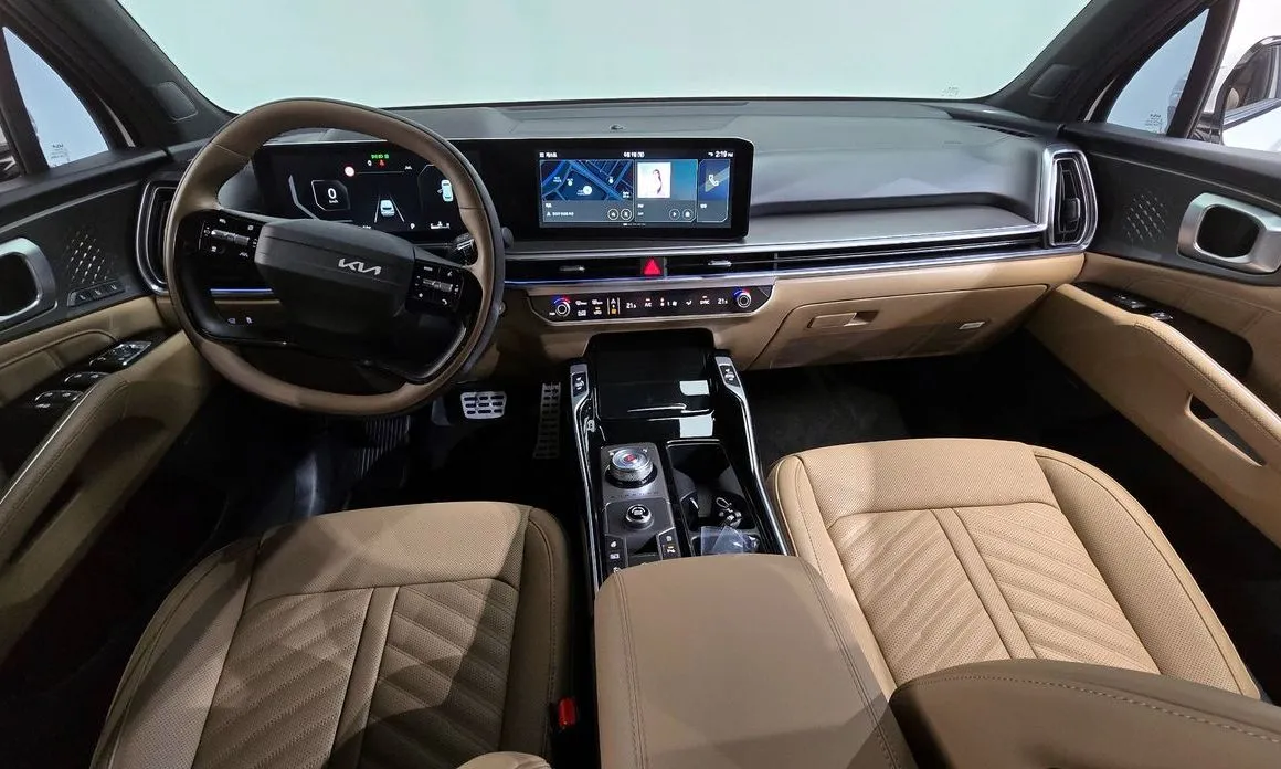 Kia Sorento — фото 7
