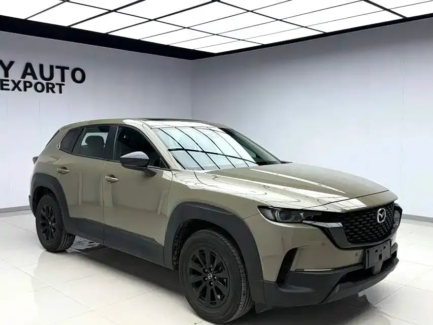 Mazda CX-50 2023 из CN, фото 4