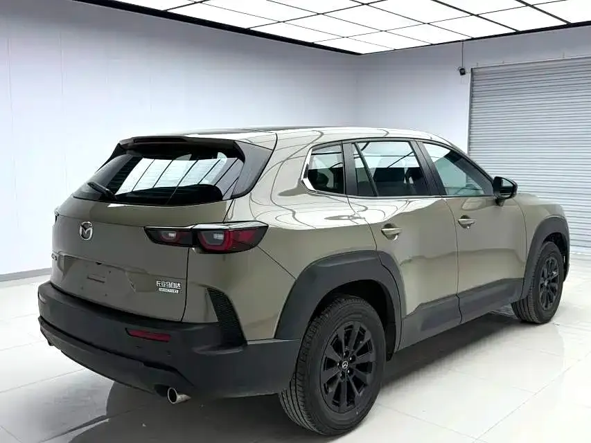 Mazda CX-50 2023 из CN, фото 6