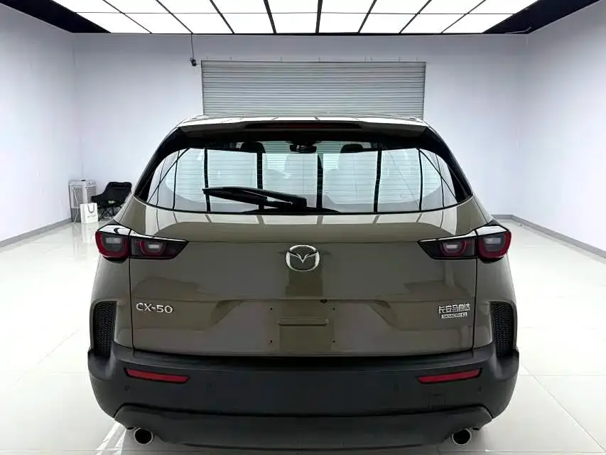 Mazda CX-50 2023 из CN, фото 3