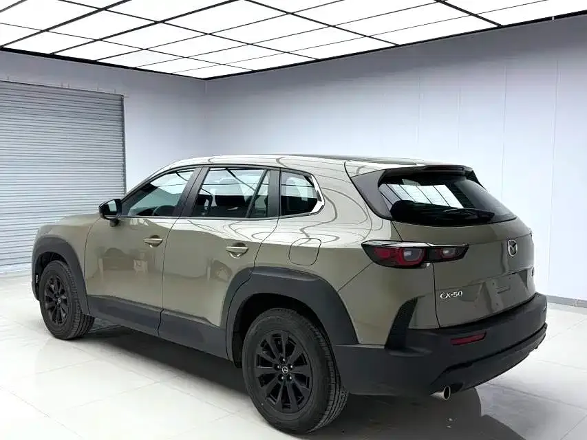 Mazda CX-50 2023 из CN, фото 7