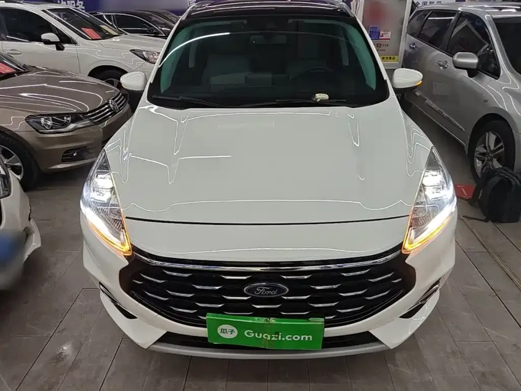 Ford Escape 2021 из CN, фото 10