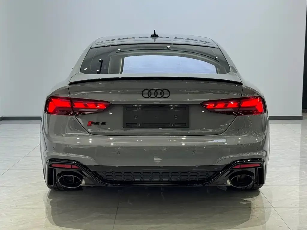 Audi RS 5 — фото 8