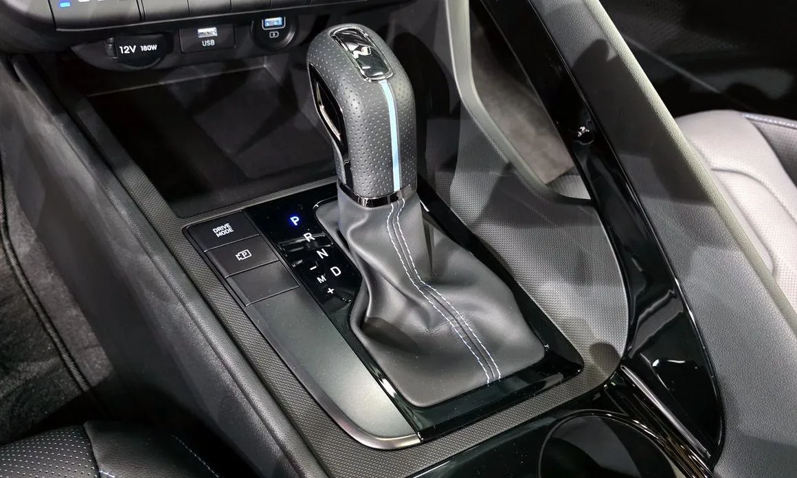Hyundai AVANTE 2022 из KR, фото 10