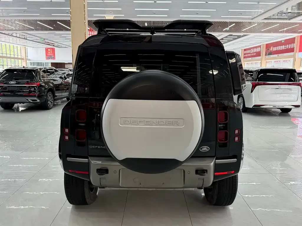 Land Rover Defender — фото 5
