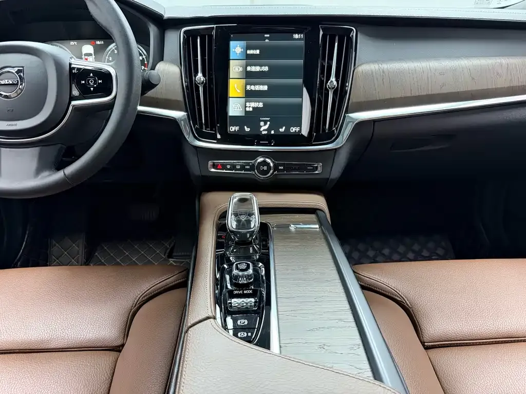 Volvo S90 — фото 7