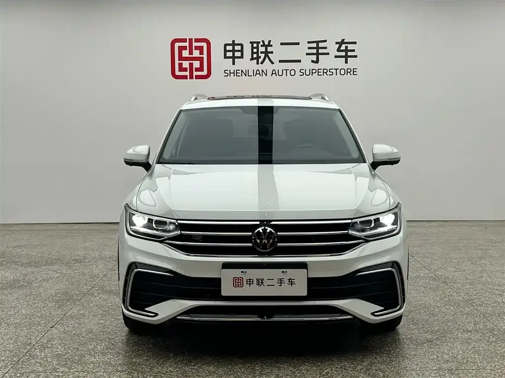 Volkswagen Tiguan L — фото 6