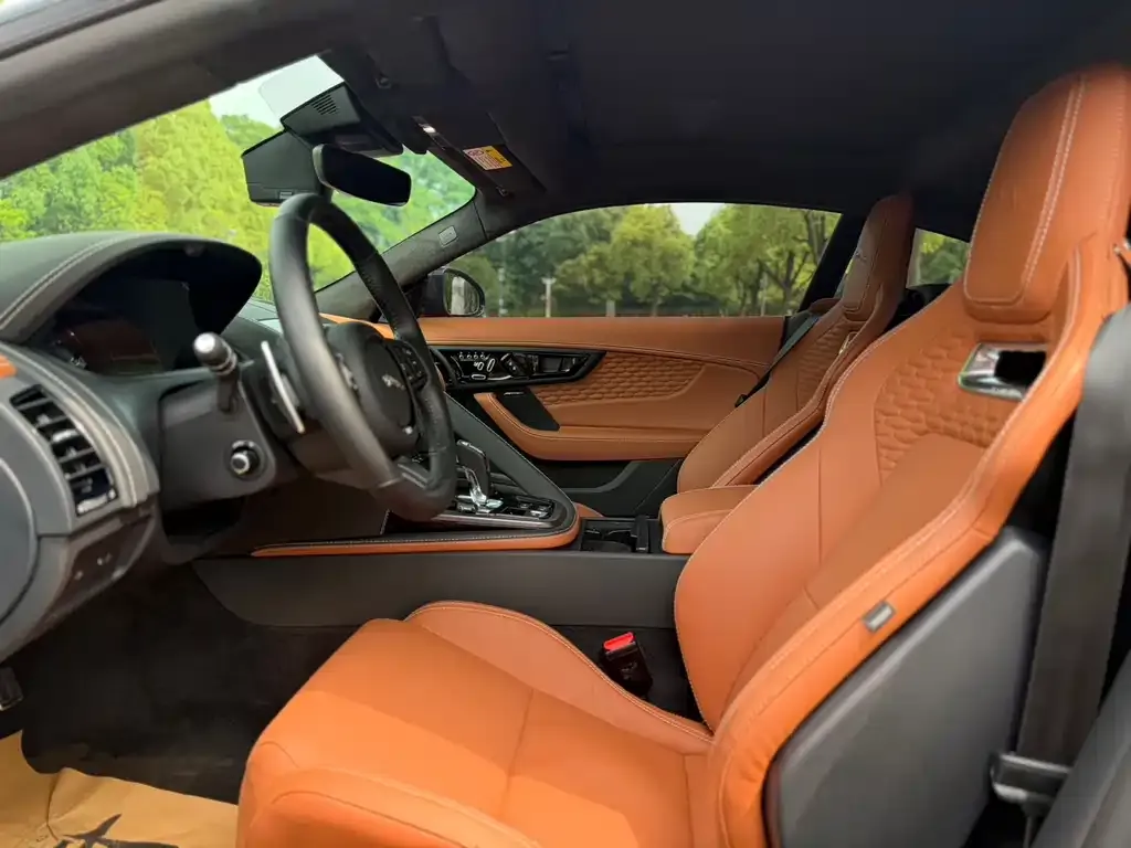 Jaguar F-TYPE 2024 из CN, фото 9
