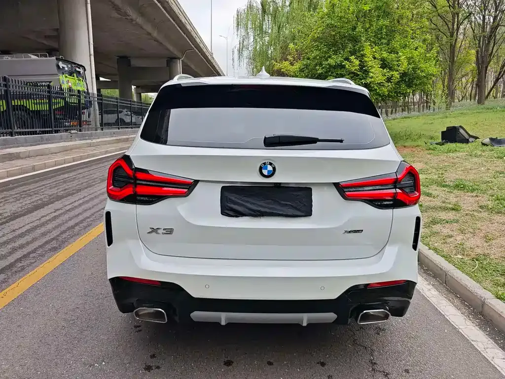 BMW X3 — фото 10