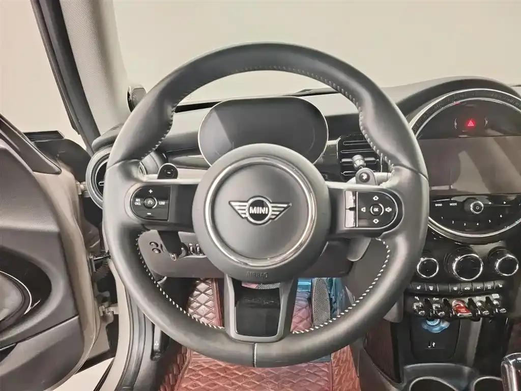 MINI Cooper (3-door) — фото 9