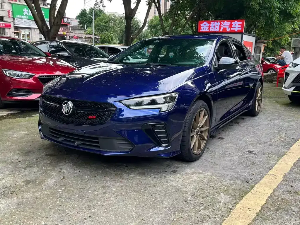 Buick Regal — фото 1
