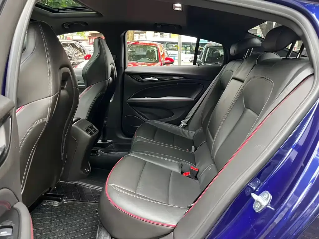 Buick Regal — фото 2