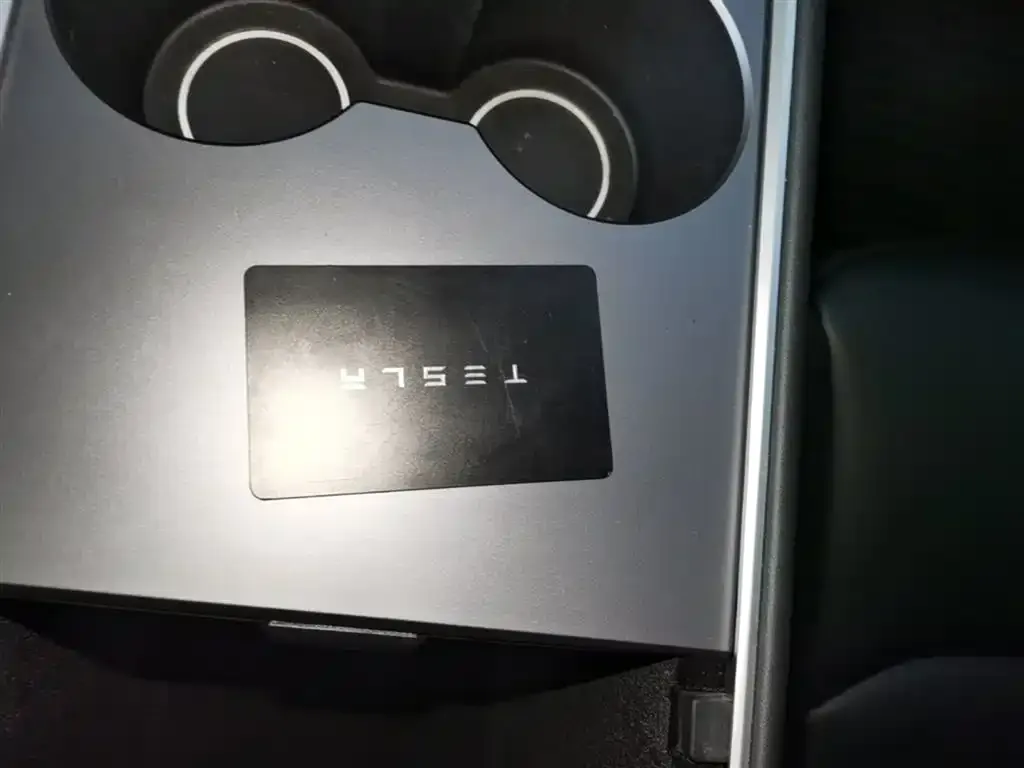 Tesla Model Y 2024 из CN, фото 10