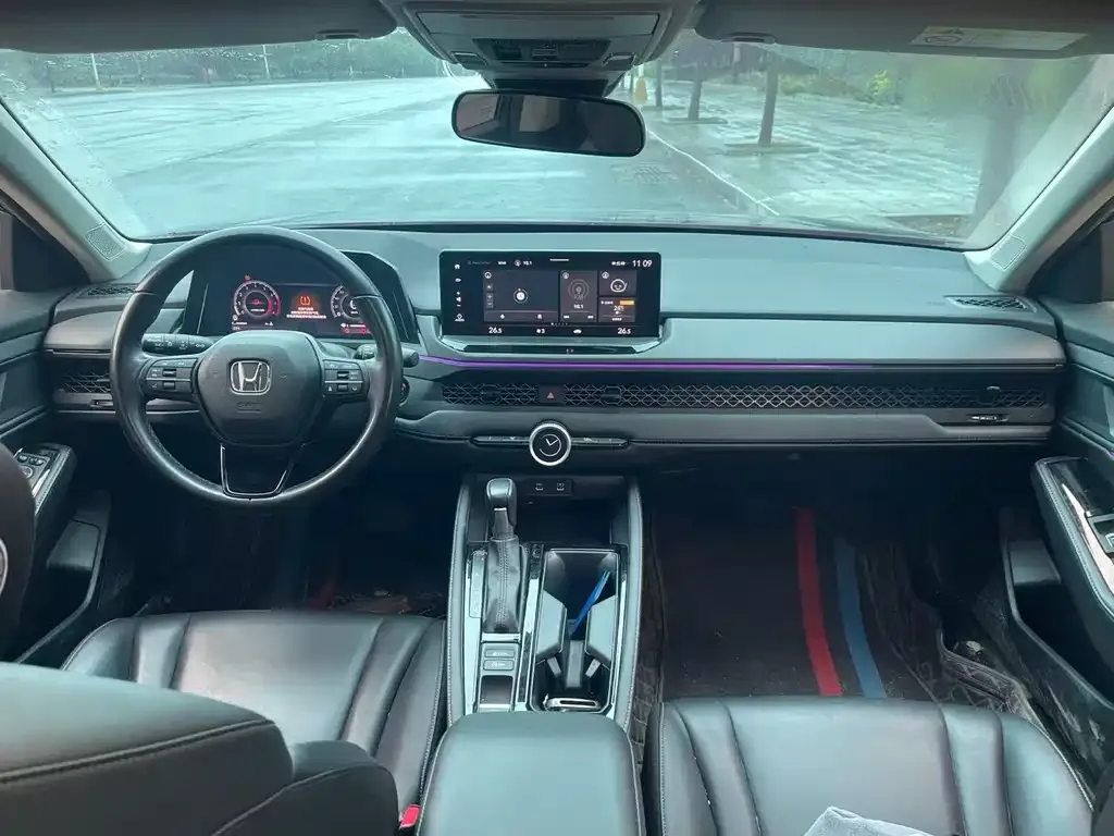 Honda Accord — фото 5