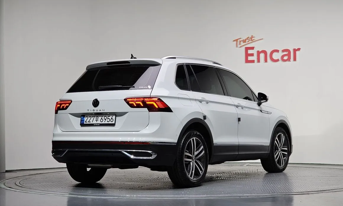 Volkswagen Tiguan — фото 2