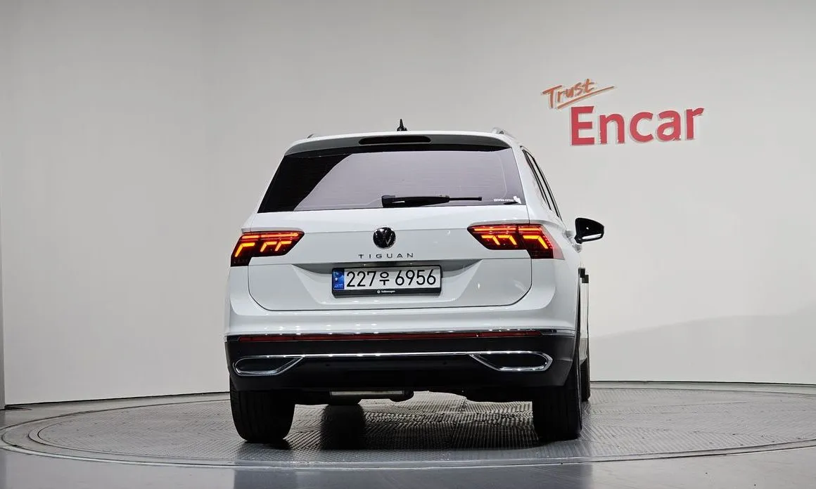 Volkswagen Tiguan — фото 3