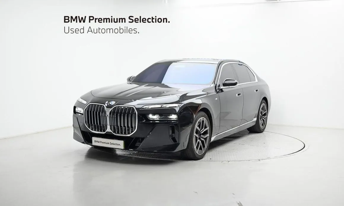 BMW 7-Series