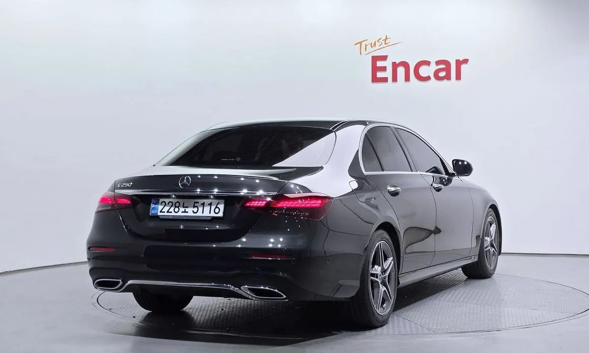 Mercedes-Benz E-Class 2023 из KR, фото 3
