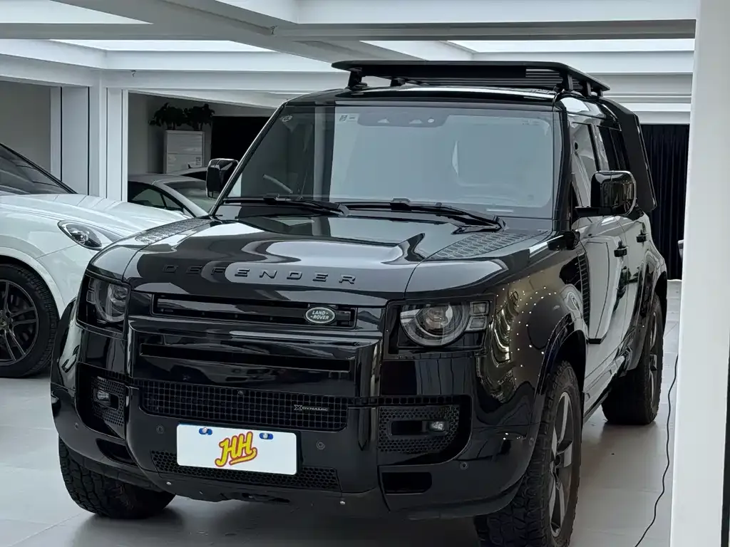 Land Rover Defender — фото 1