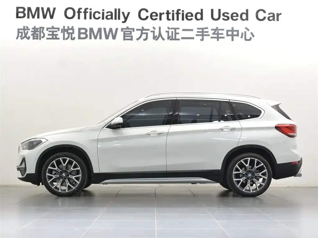 BMW X1 — фото 7