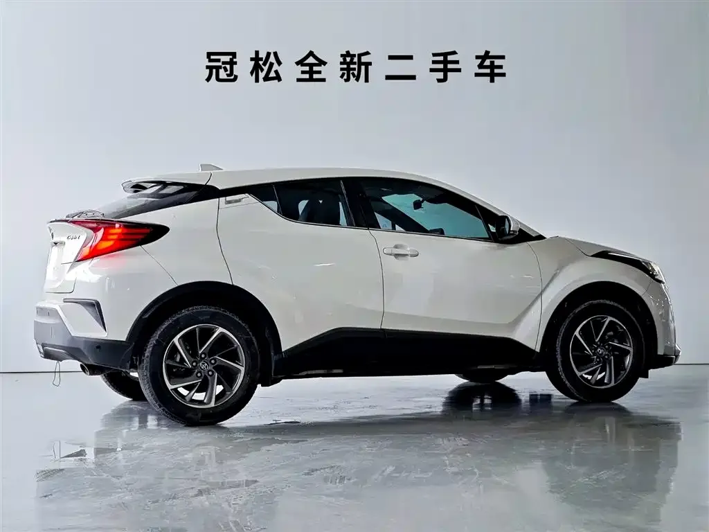 Toyota C-HR 2023 из CN, фото 7