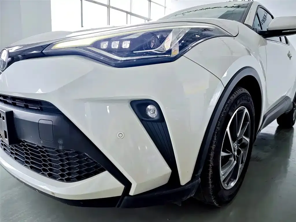 Toyota C-HR 2023 из CN, фото 9