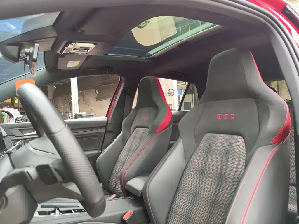 Volkswagen Golf GTI 2022 из CN, фото 5
