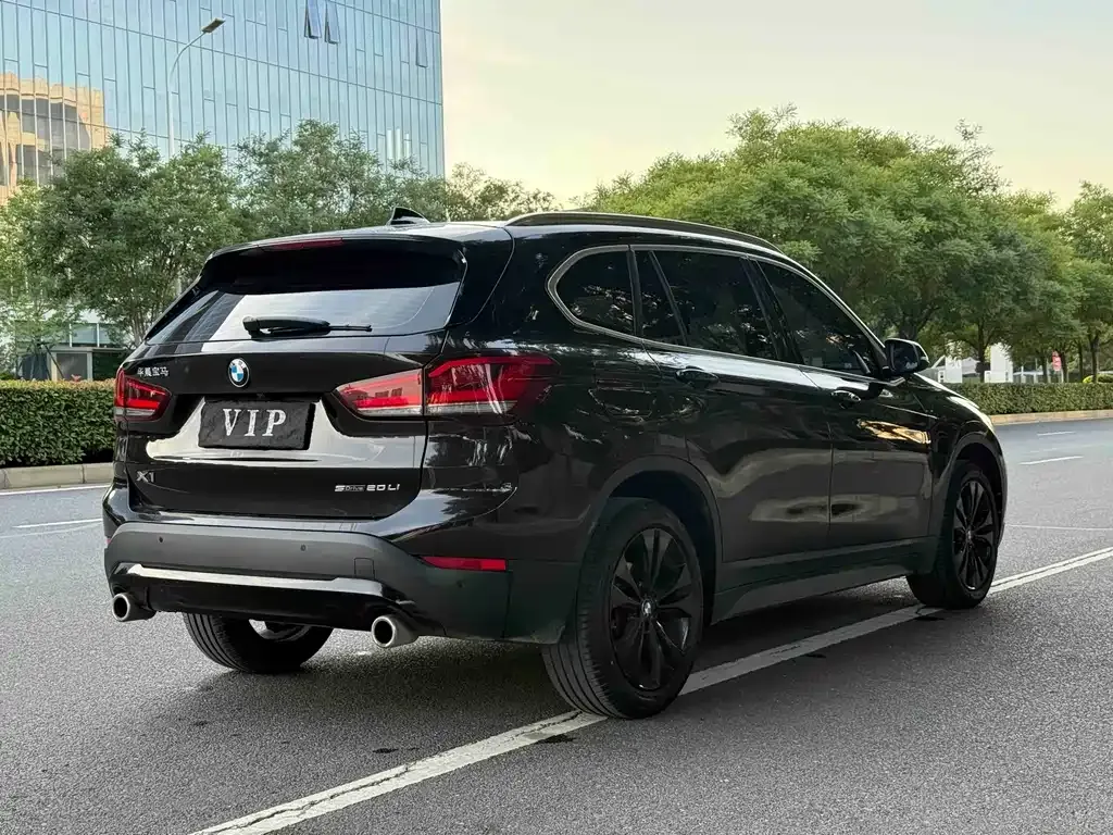 BMW X1 2021 из CN, фото 8