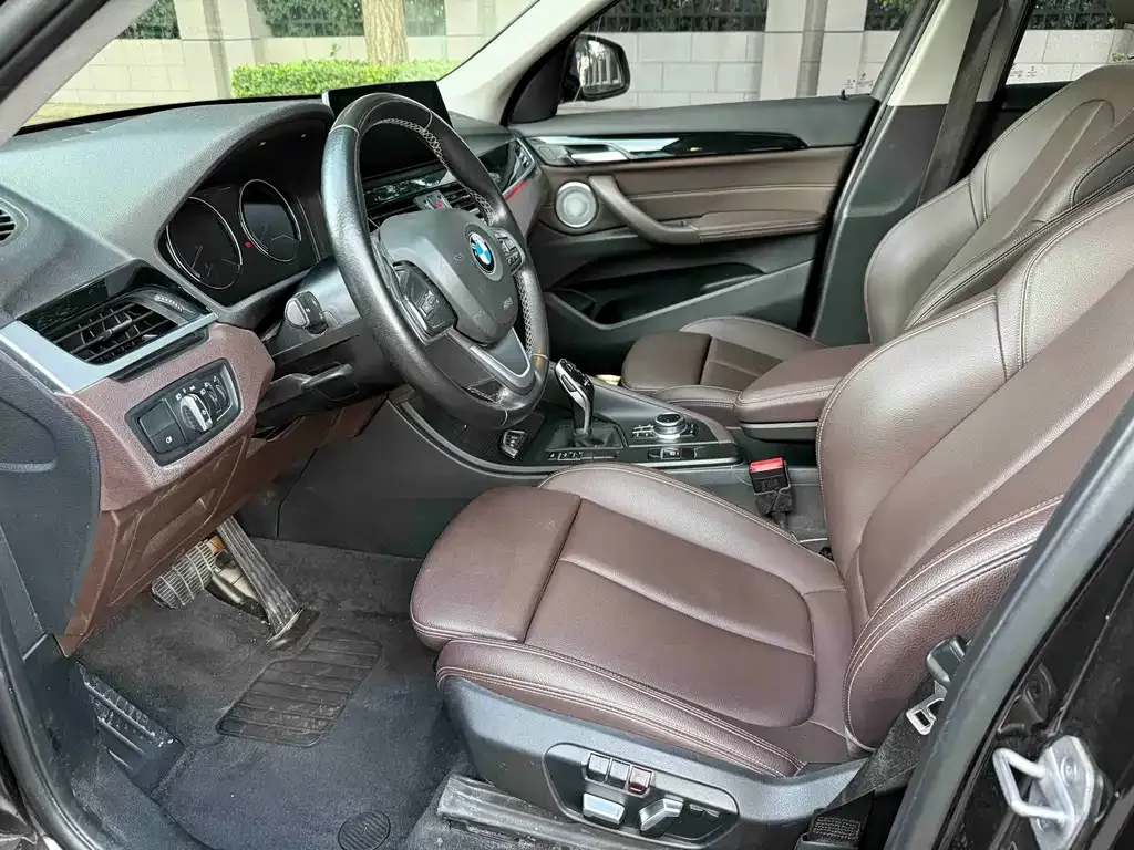 BMW X1 2021 из CN, фото 6