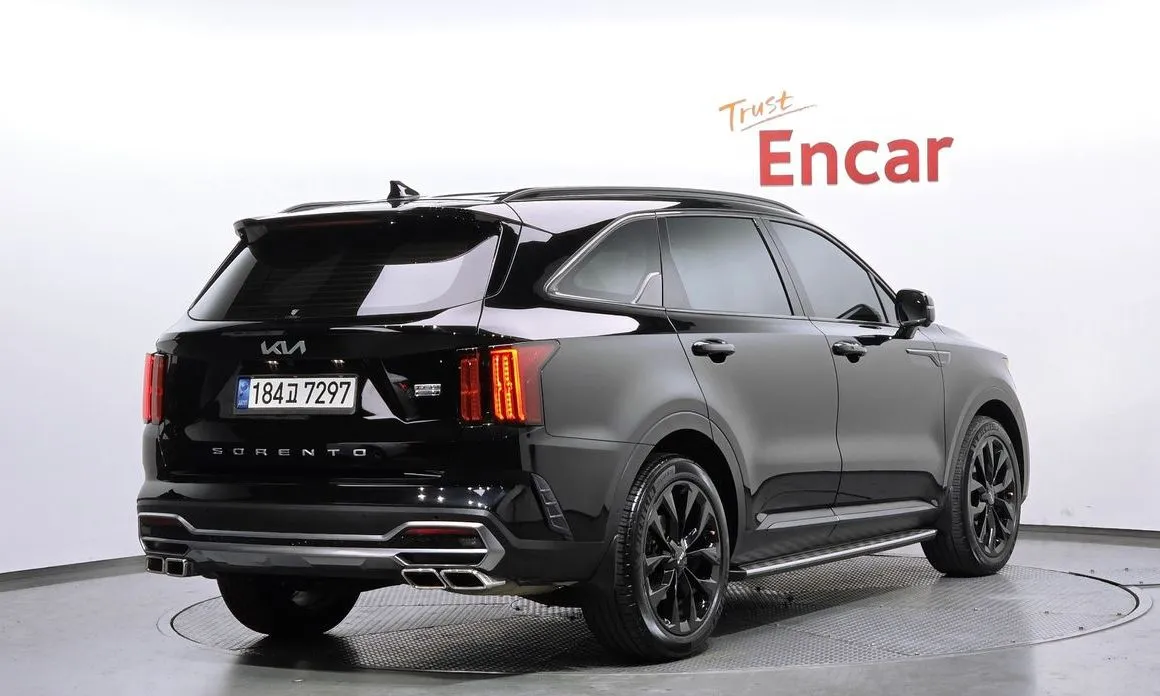 Kia Sorento — фото 6