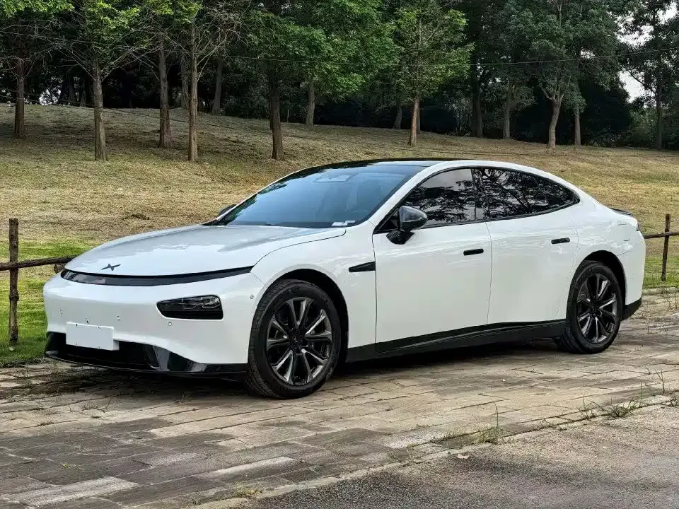 XPeng P7