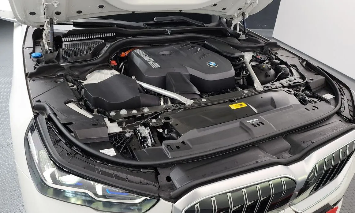 BMW 5-Series 2026 из KR, фото 8