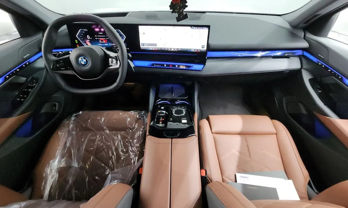 BMW 5-Series 2026 из KR, фото 10