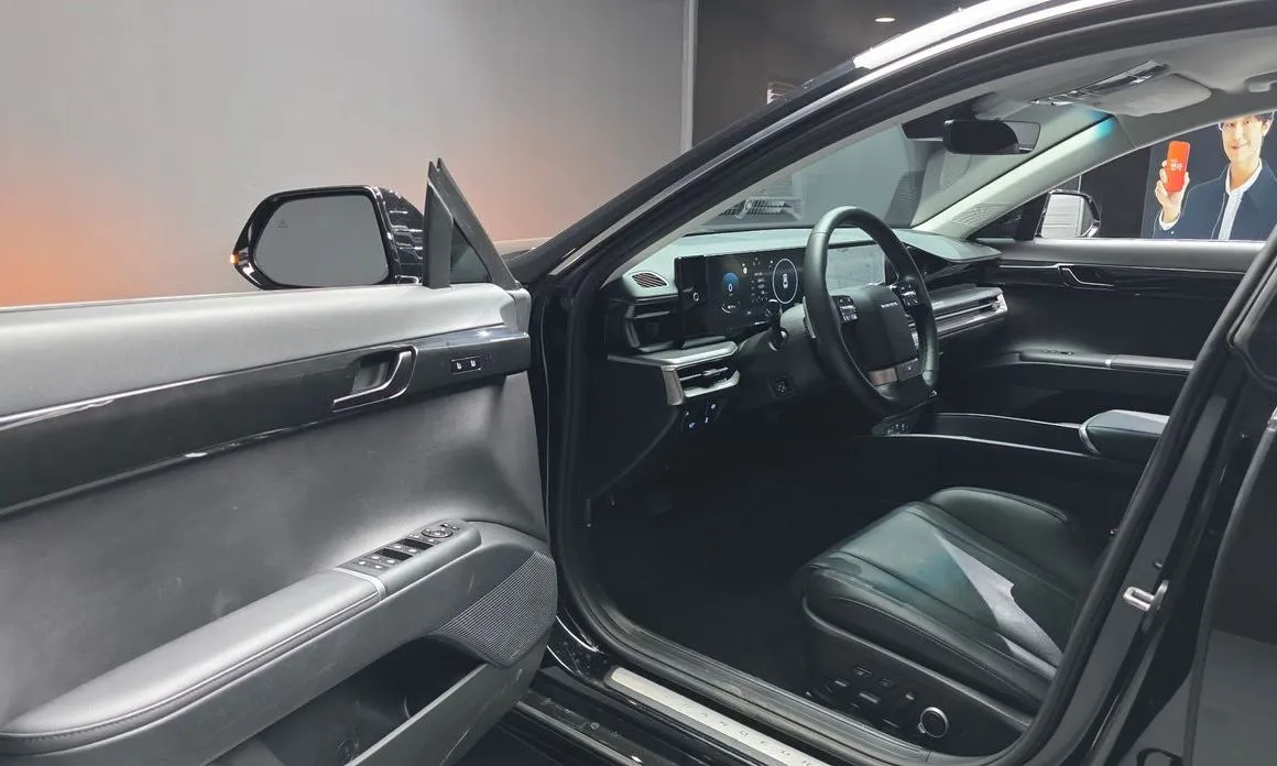 Hyundai Grandeur 2023 из KR, фото 10