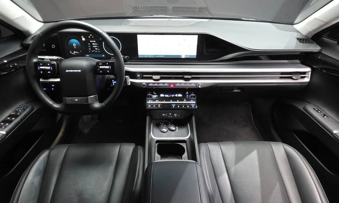 Hyundai Grandeur 2023 из KR, фото 6