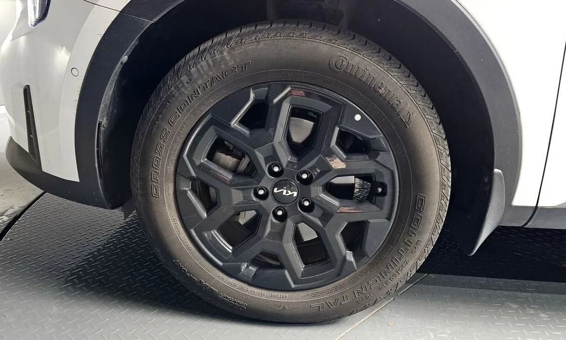 Kia Sorento — фото 4