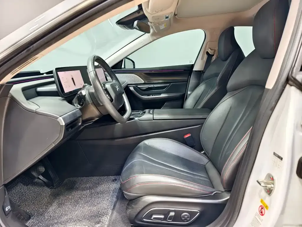 XPeng P7 — фото 9