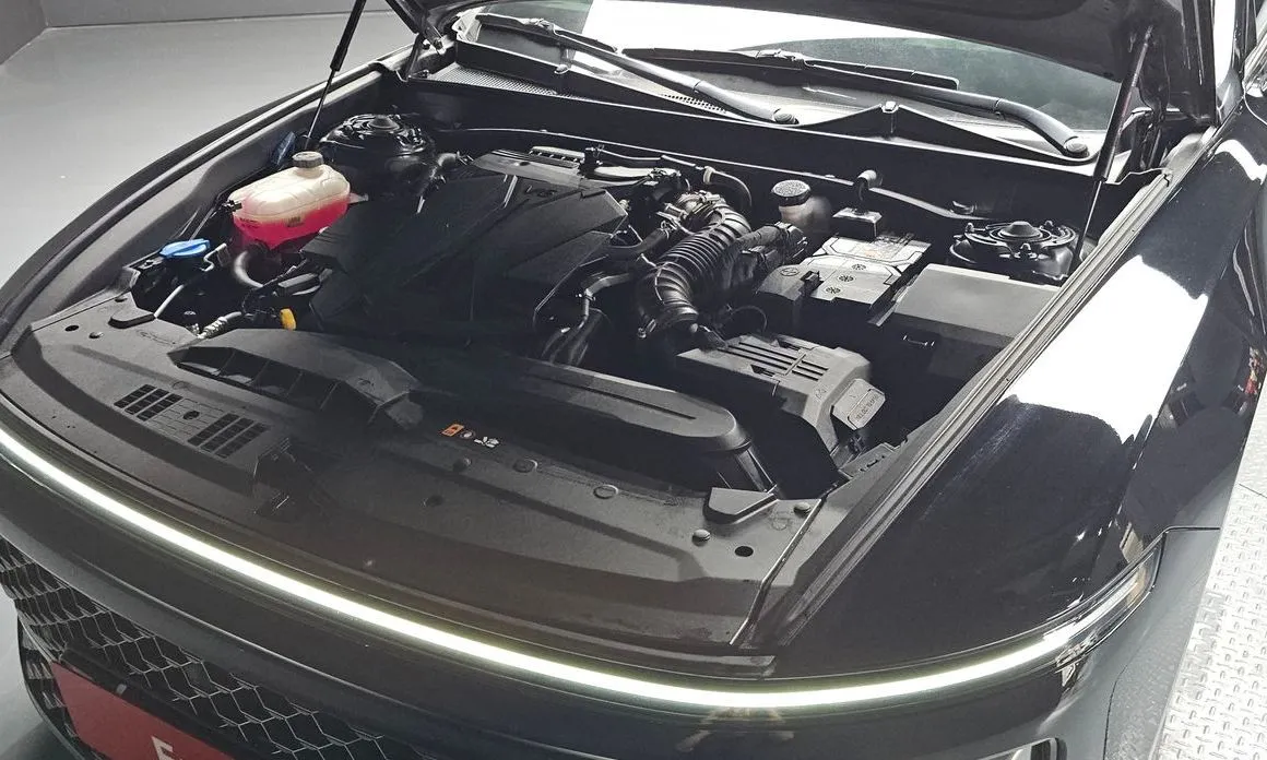 Hyundai Grandeur 2023 из KR, фото 8