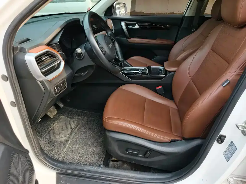 Kia Sportage — фото 6